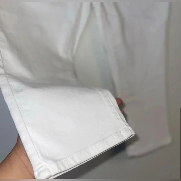 NWT Judy Blue Capri 25 White jeans - Picture 4 of 7